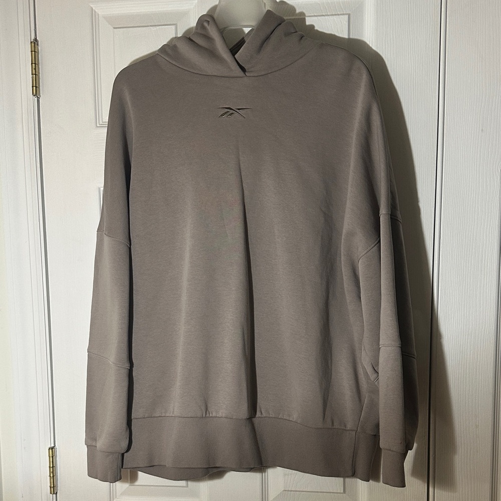 Reebok women’s Tan/Khaki Hoodie, Size XL
